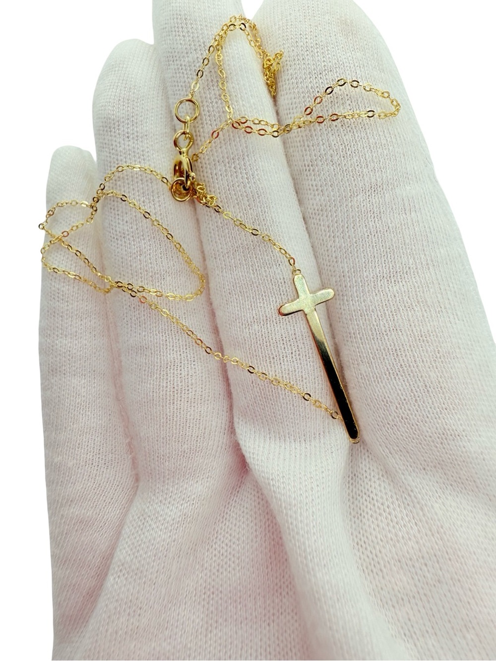 ✨ Stunning 14K Gold Sideways Cross Necklace ✨ - Picture 14 of 17